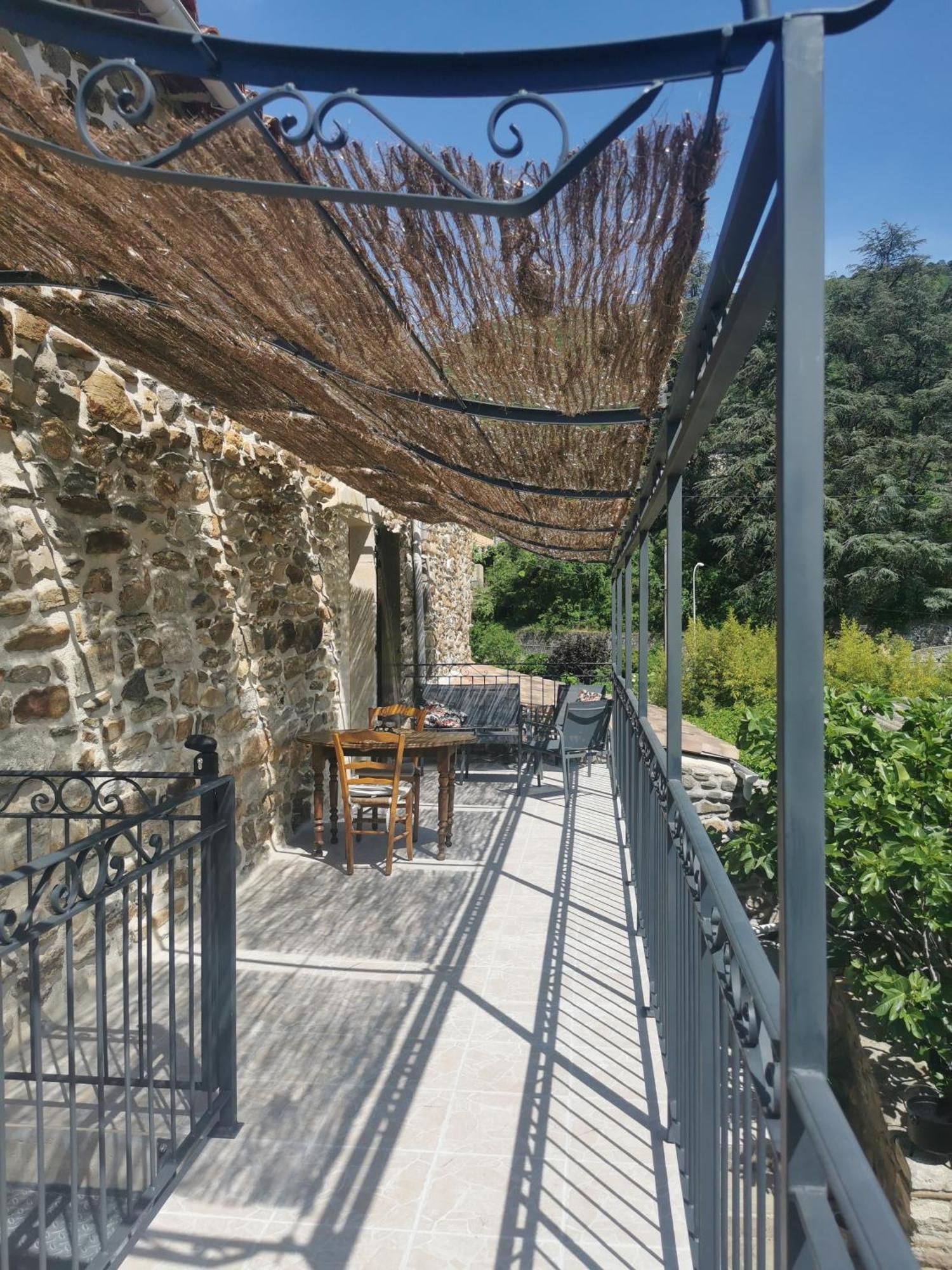 Mes Maisons Gardoises, Two Gites Sleeping 13 With Two Private Pools, Kids Room, Laundry, Disco, Free Wifi, Linen And Dog'S Are Welcome Gagnières Kültér fotó