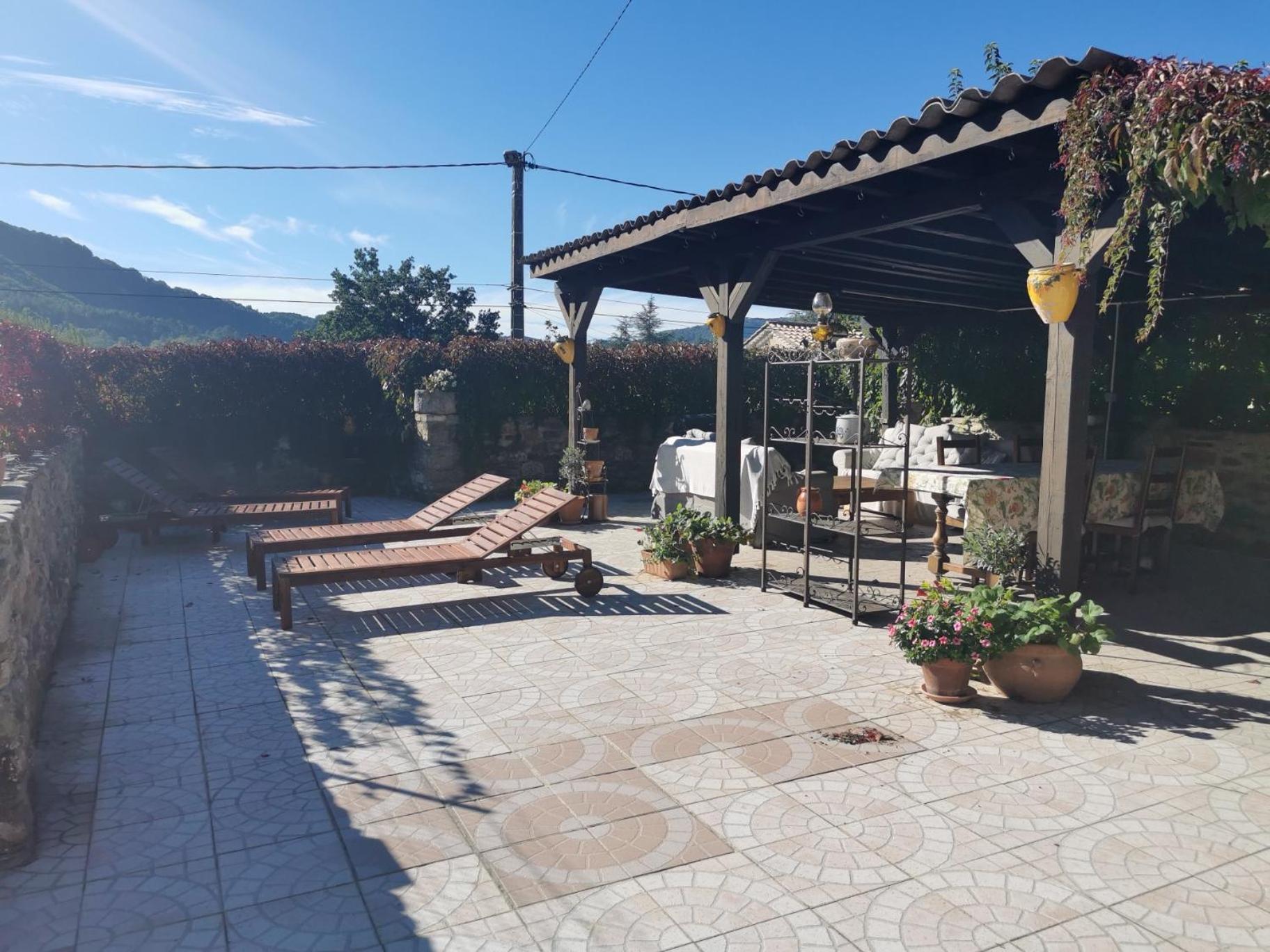Mes Maisons Gardoises, Two Gites Sleeping 13 With Two Private Pools, Kids Room, Laundry, Disco, Free Wifi, Linen And Dog'S Are Welcome Gagnières Kültér fotó